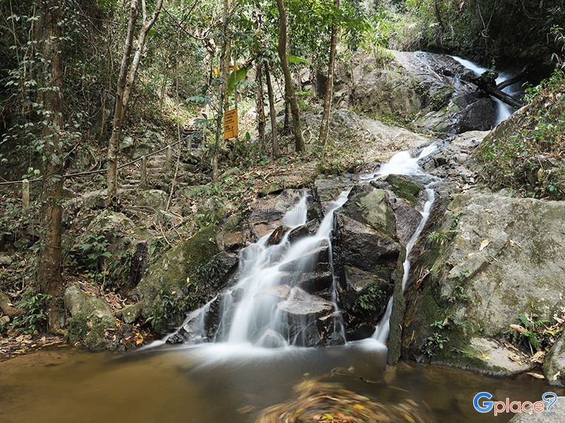 10 จุดต้องเช็คอิน แม่กำปอง